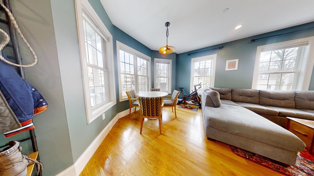 42 Olney # R Unit: 1-R