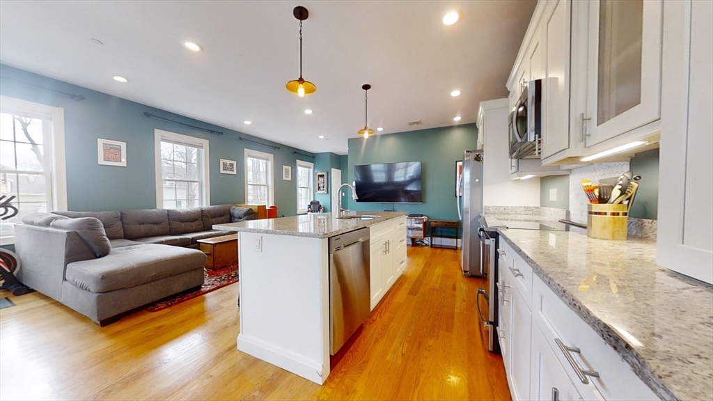 42 Olney # R Unit: 1-R