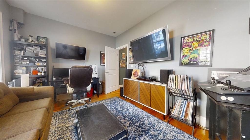 42 Olney # R Unit: 1-R