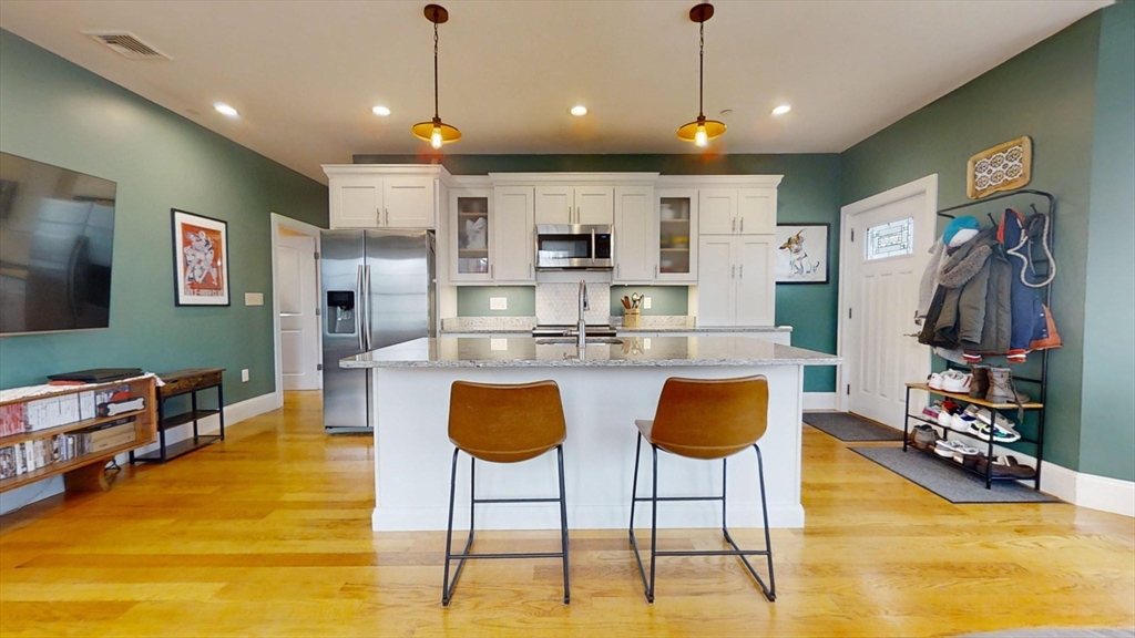 42 Olney # R Unit: 1-R