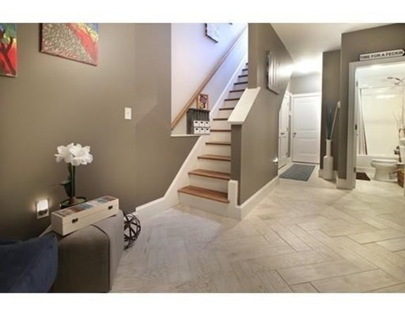 10 Salcombe St # 1