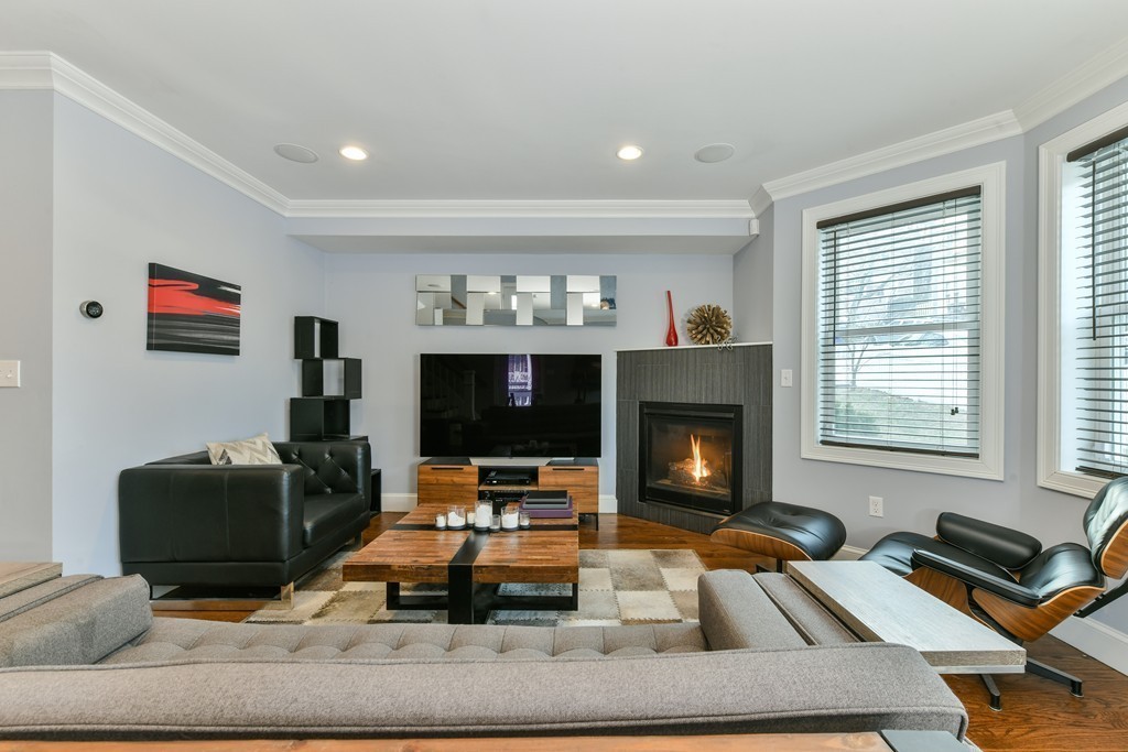 10 Salcombe St # 1