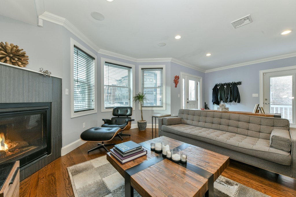 10 Salcombe St # 1