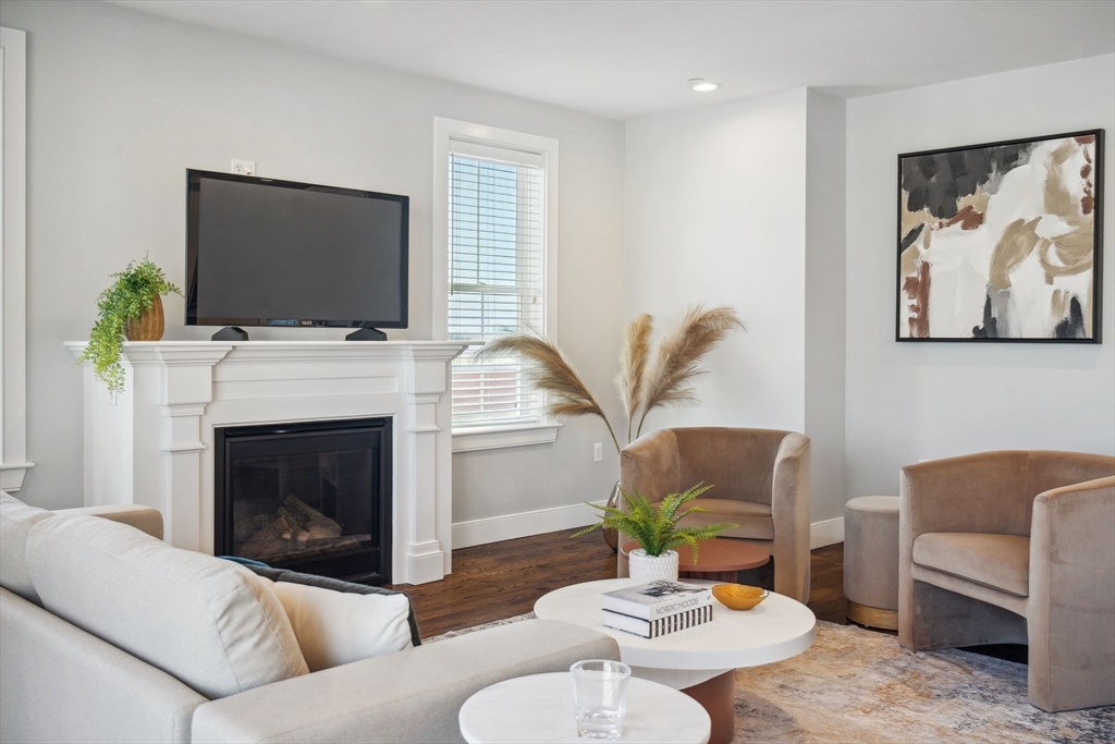 23 Downer Avenue # 3