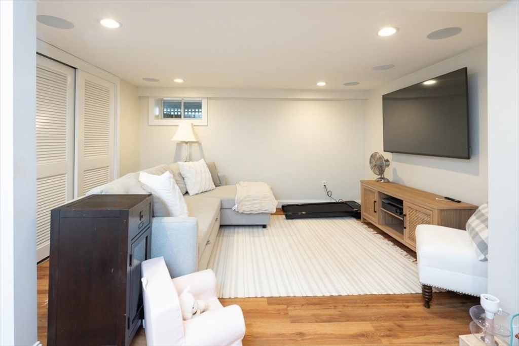 5 Birch Circle