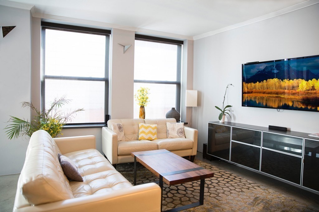 453 Washington St # 5B