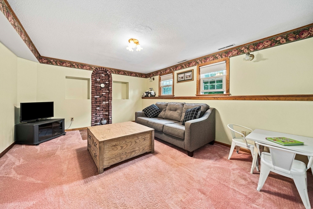 170 Winslow Cemetery Road