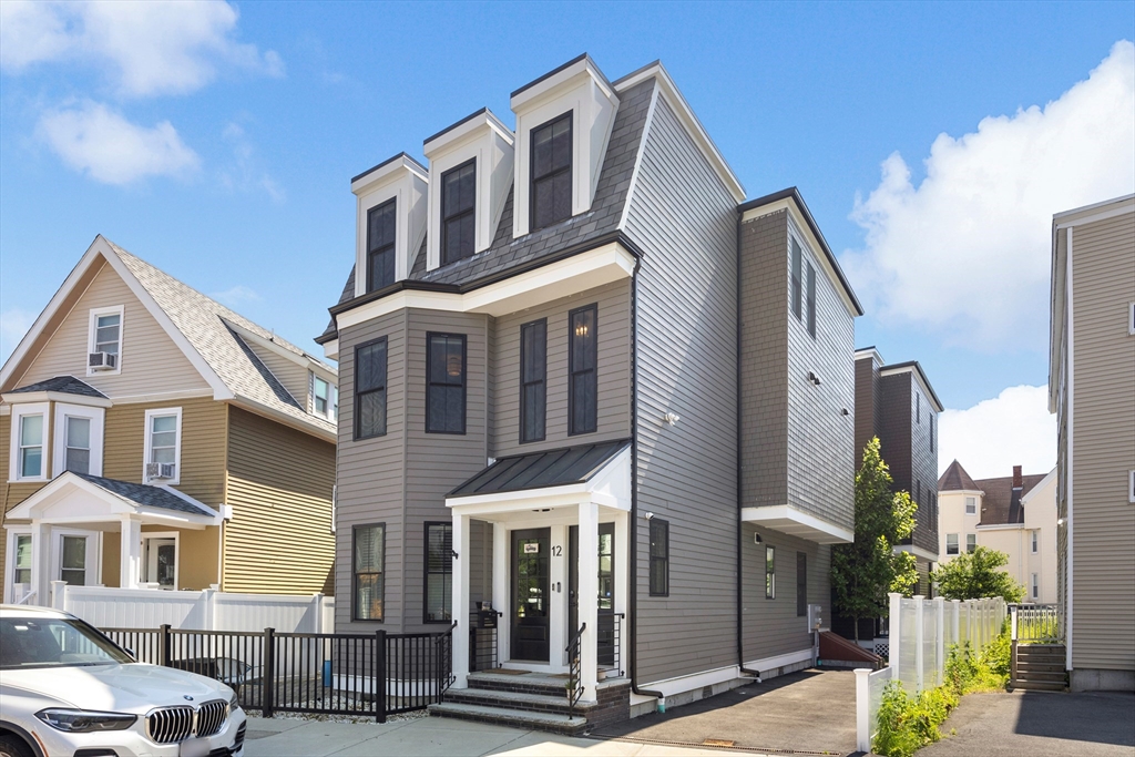 12 Bloomington St # 12 Unit: 2-12