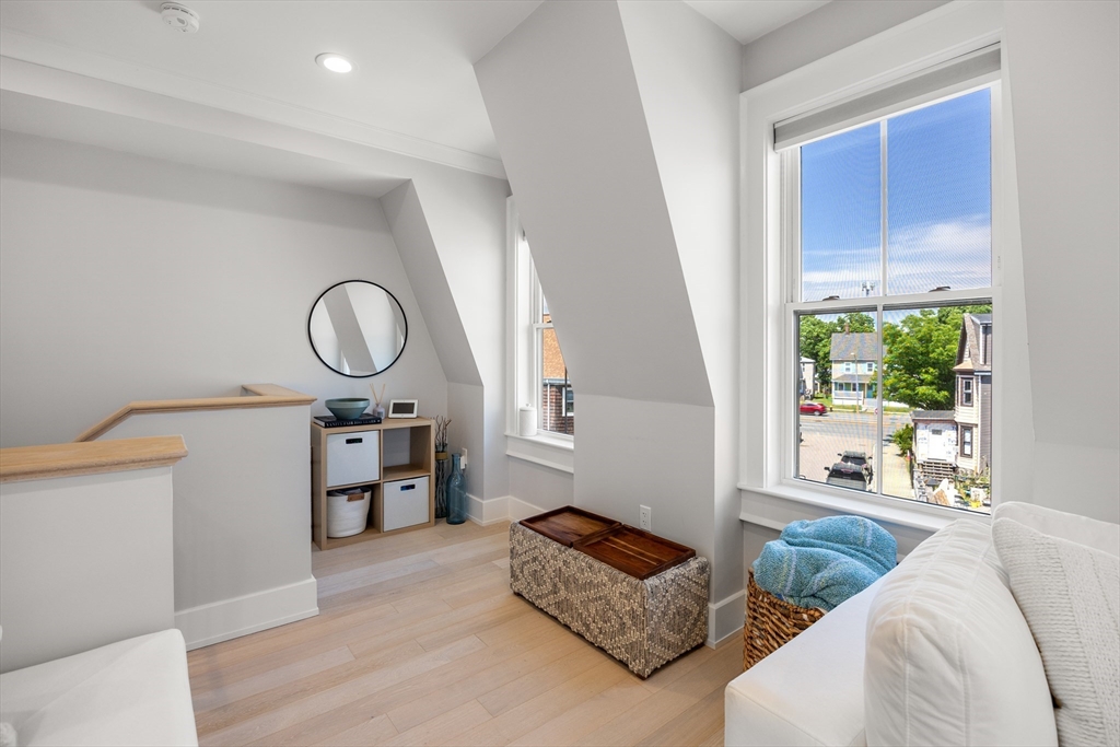 12 Bloomington St # 12 Unit: 2-12