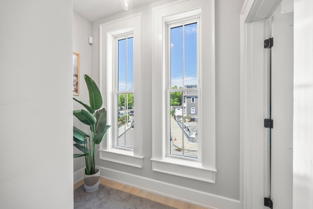 12 Bloomington St # 12 Unit: 2-12