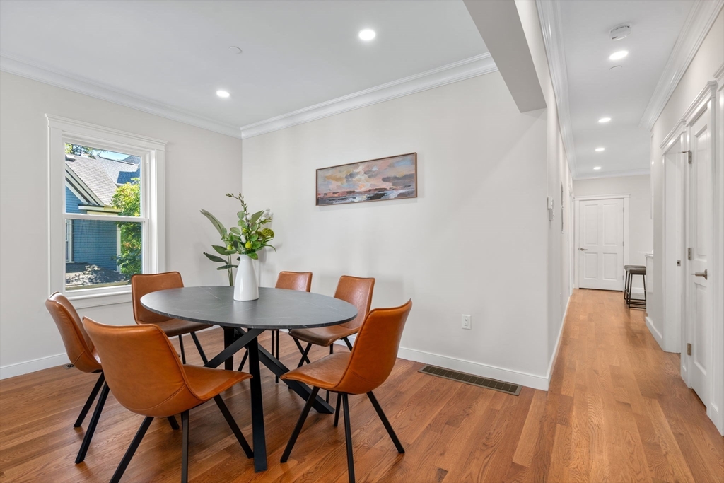 25 Peverell St # 1