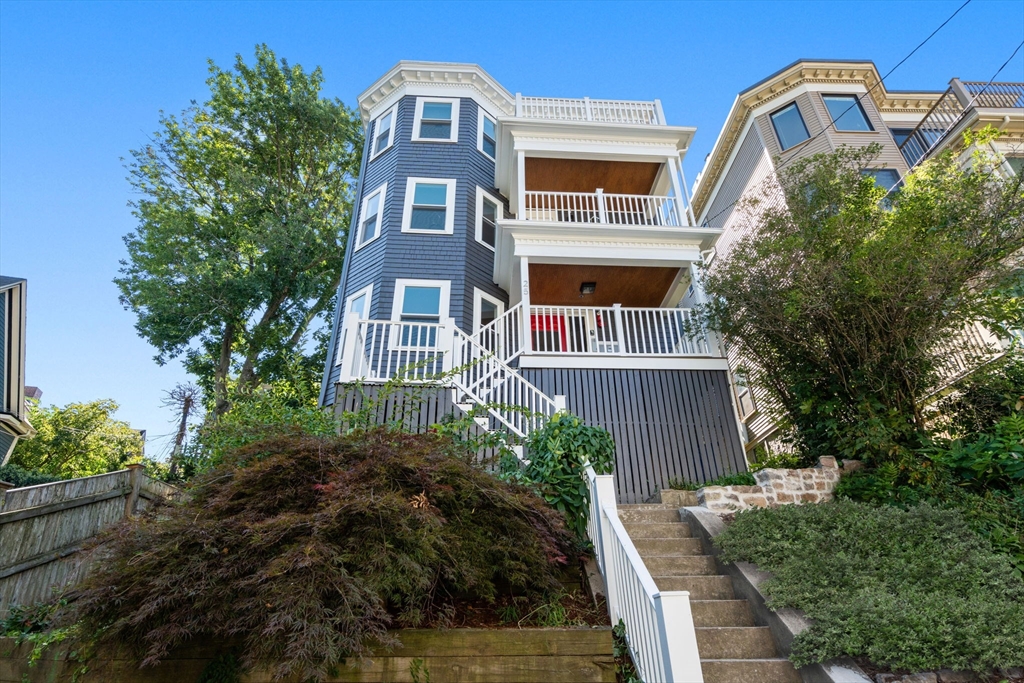 25 Peverell St # 1
