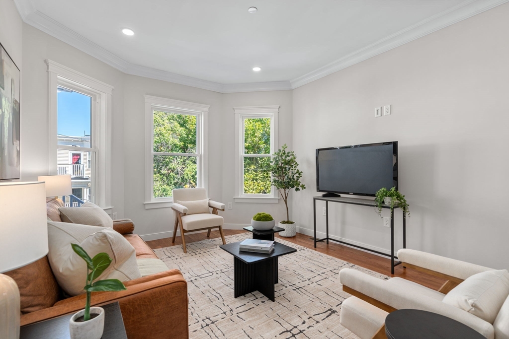 25 Peverell St # 1