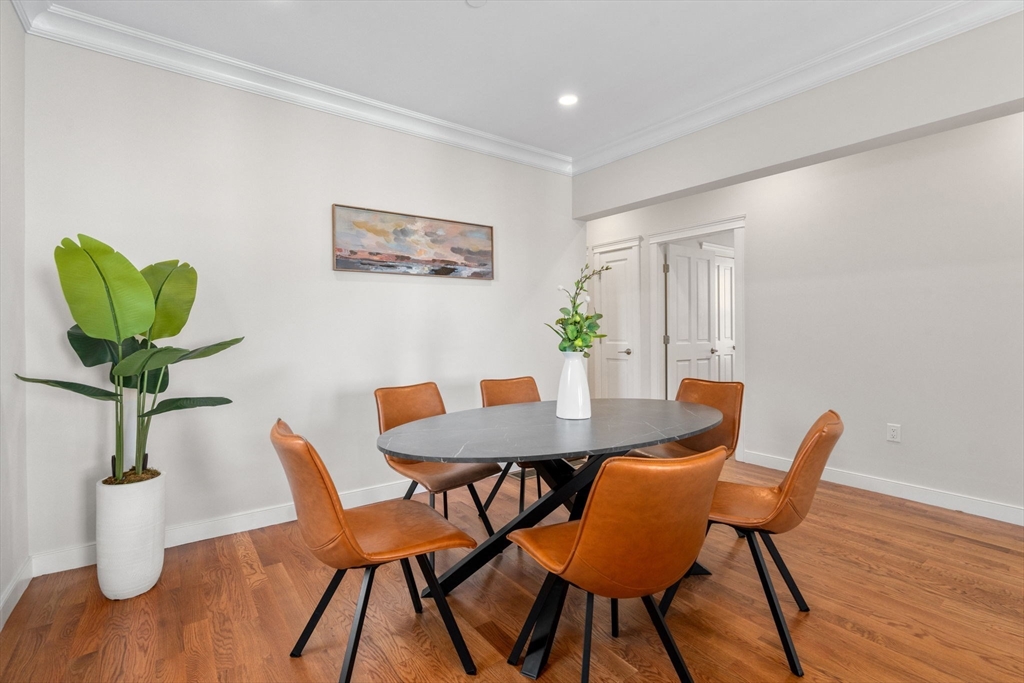 25 Peverell St # 1