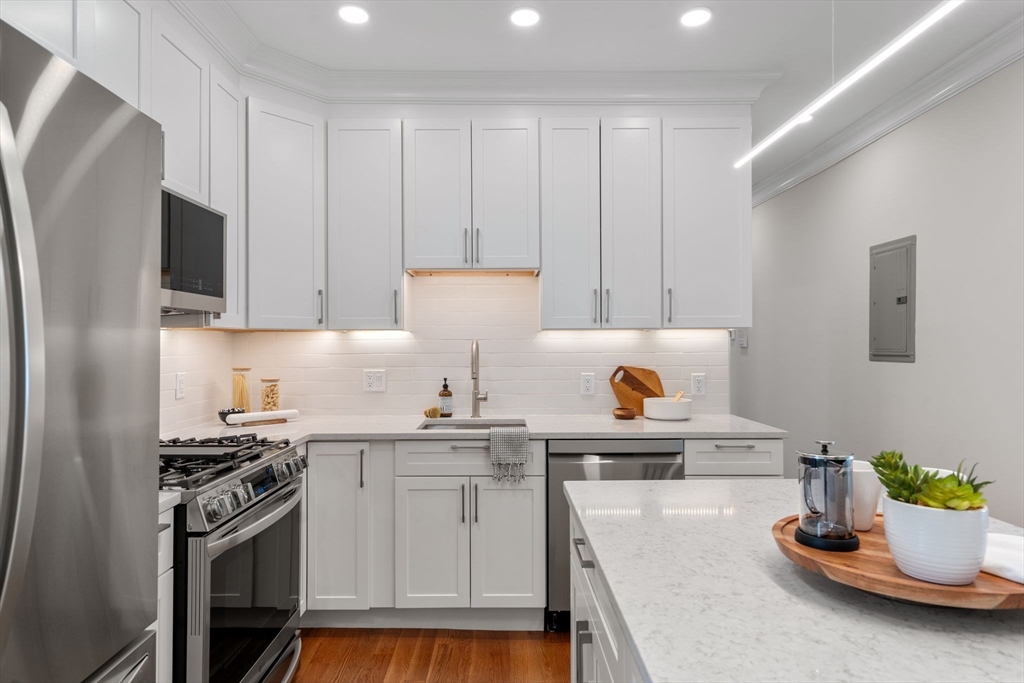 25 Peverell St # 1