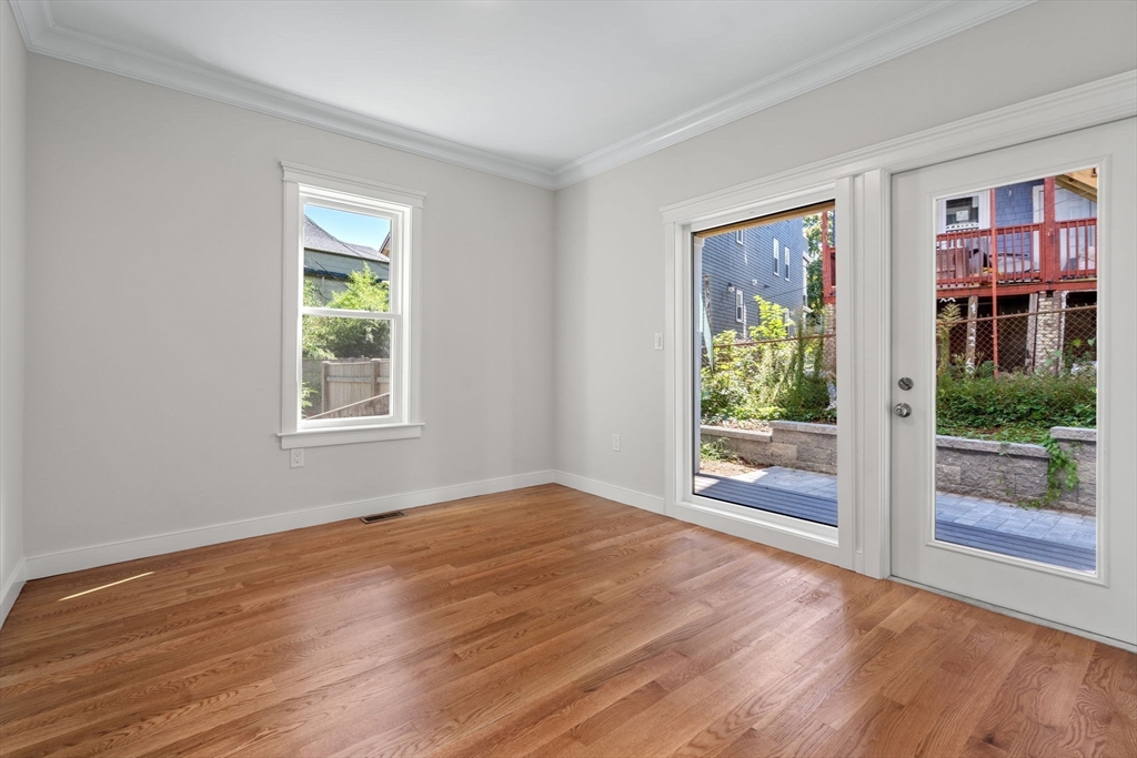 25 Peverell St # 1