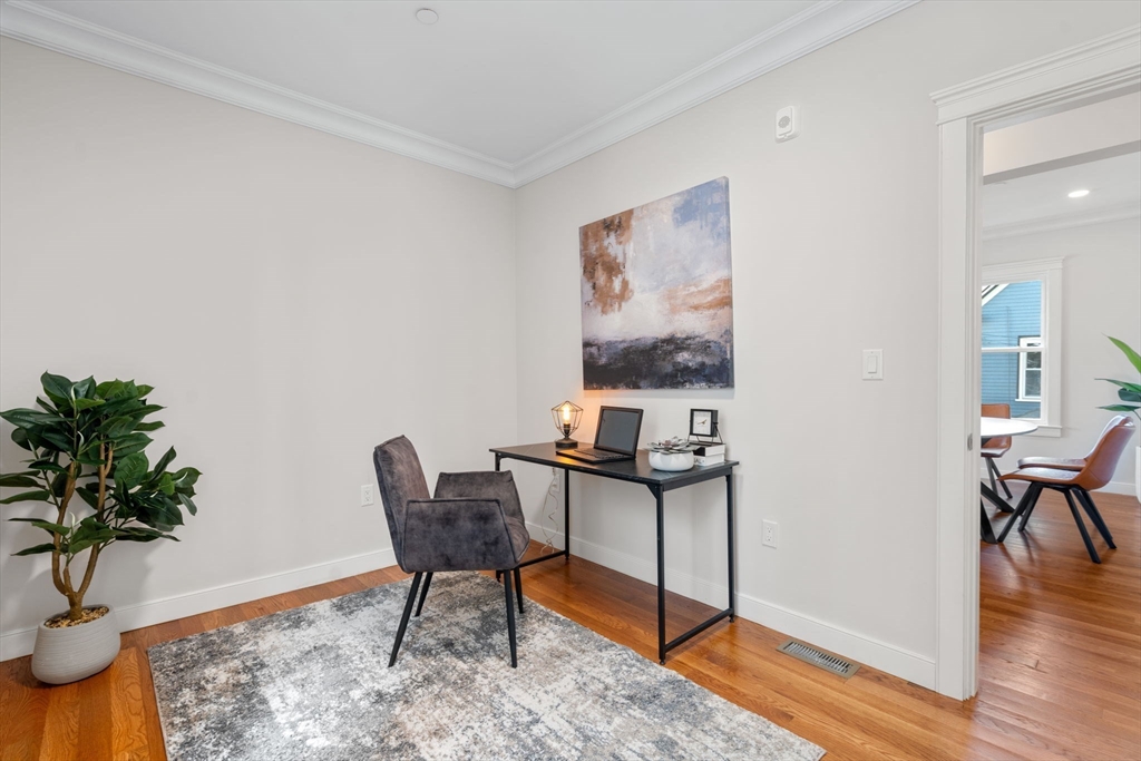 25 Peverell St # 1