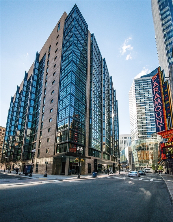 580 Washington Street # 3A