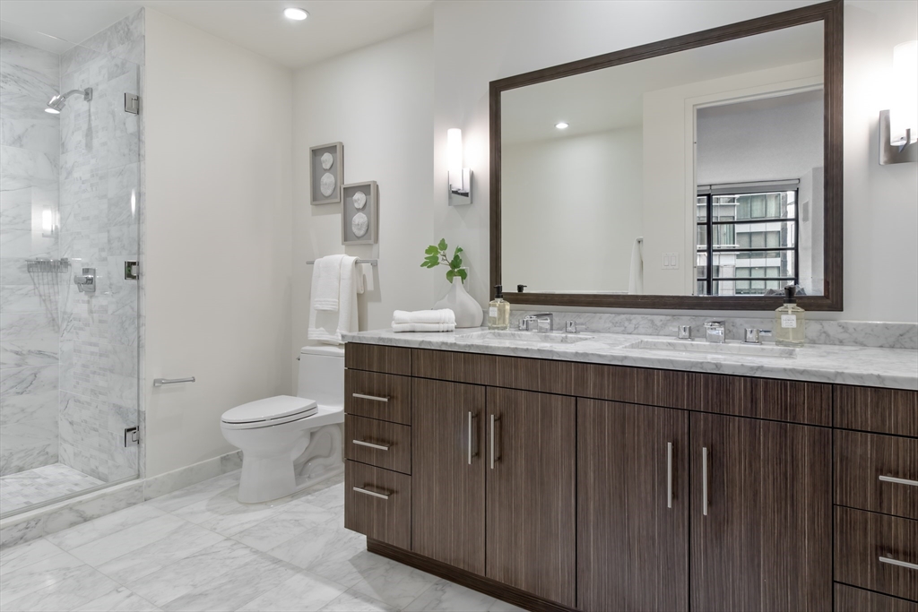580 Washington Street # 3A