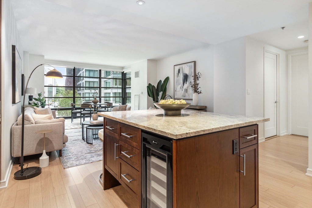 580 Washington Street # 3A