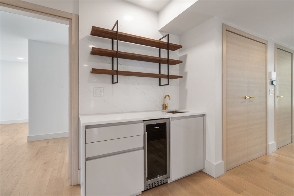 874 E 6th Street # 4