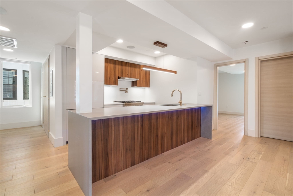 874 E 6th Street # 4