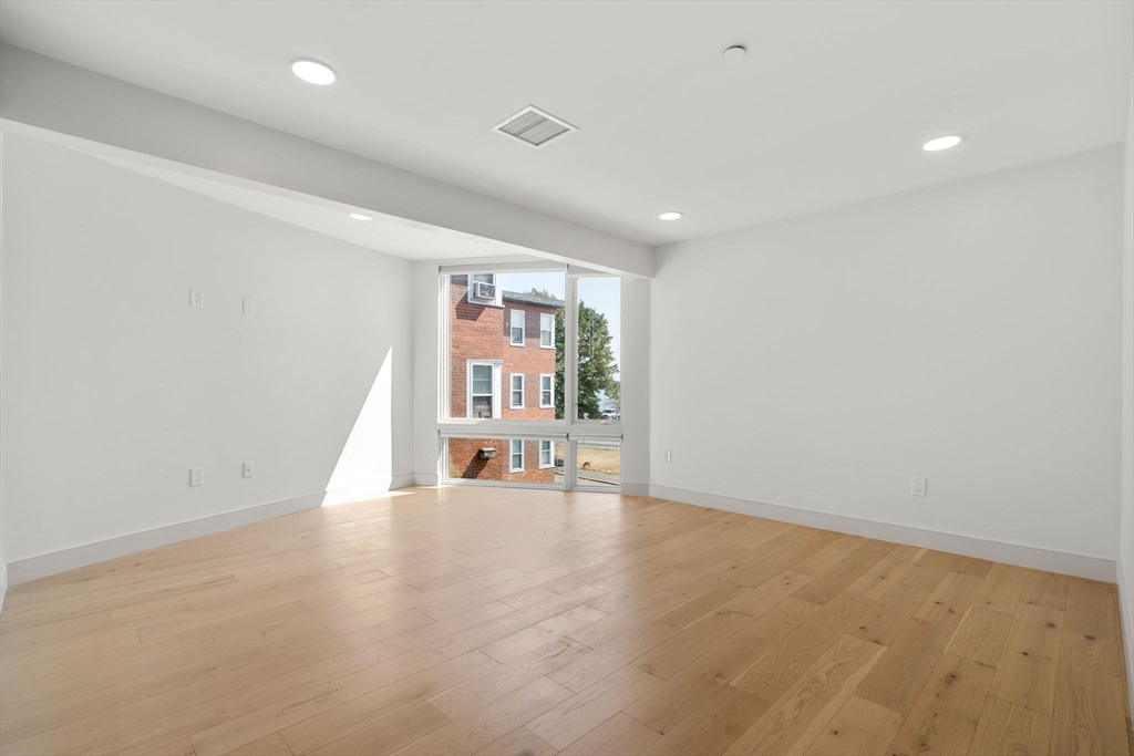 874 E 6th Street # 4