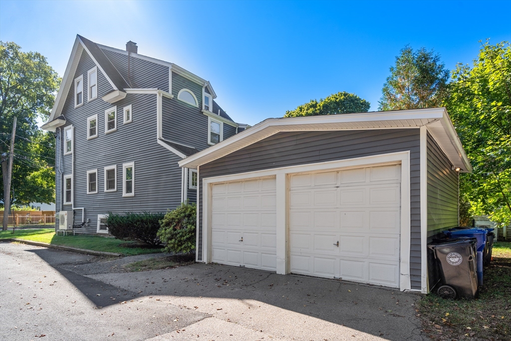 15 Artwill St # 3