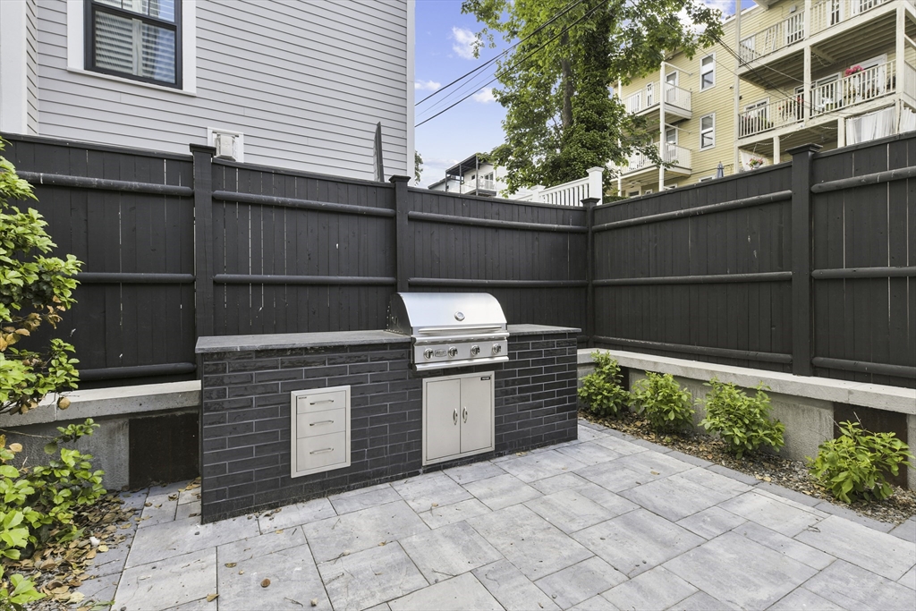 874 E 6th Street # 1