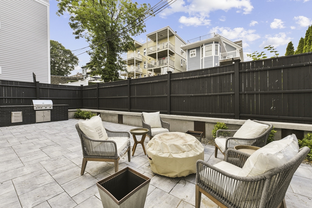 874 E 6th Street # 1