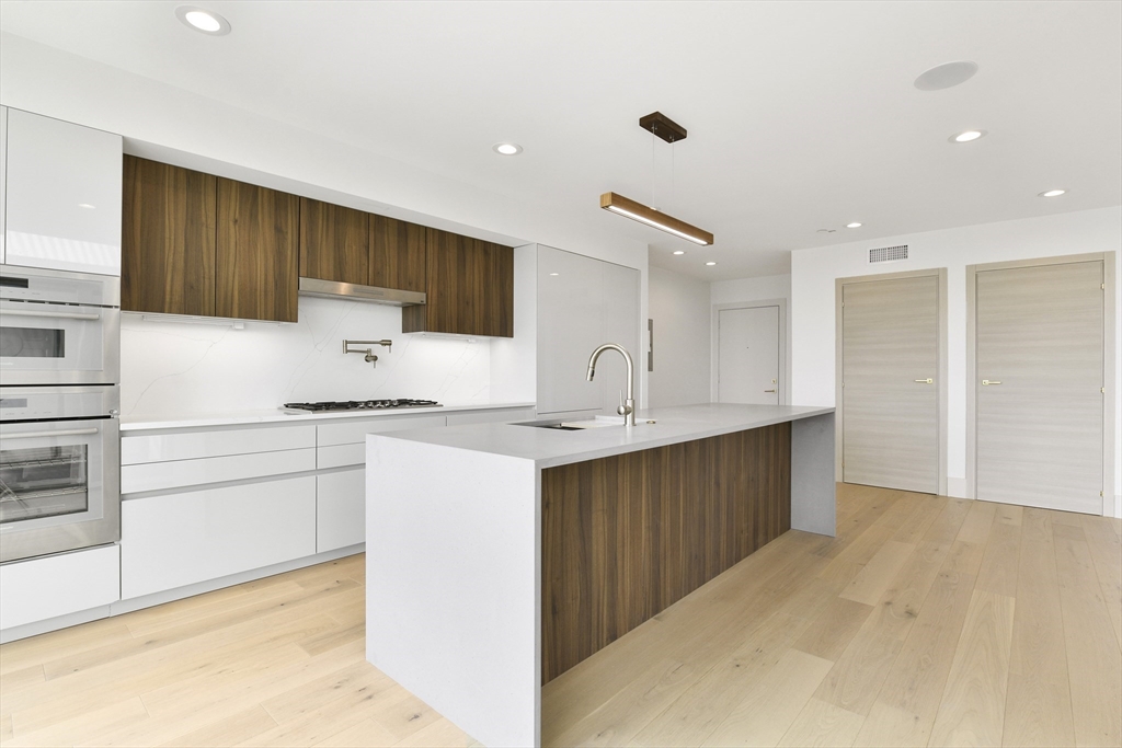 874 E 6th Street # 1