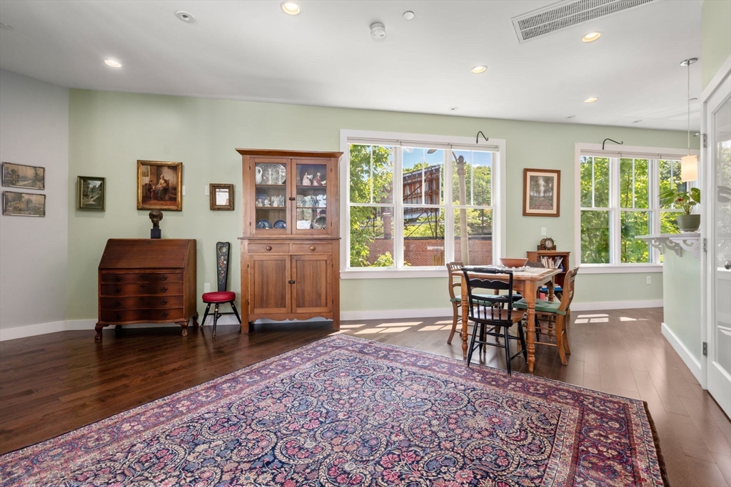 370 Beech Street # 2