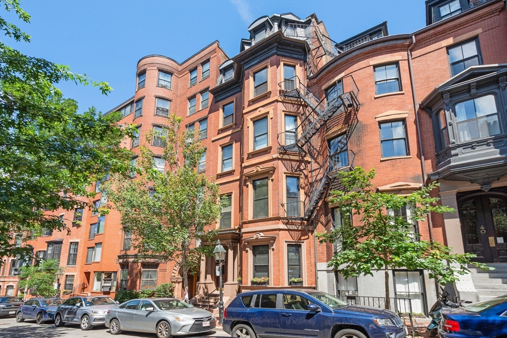 38 Hancock St # 6