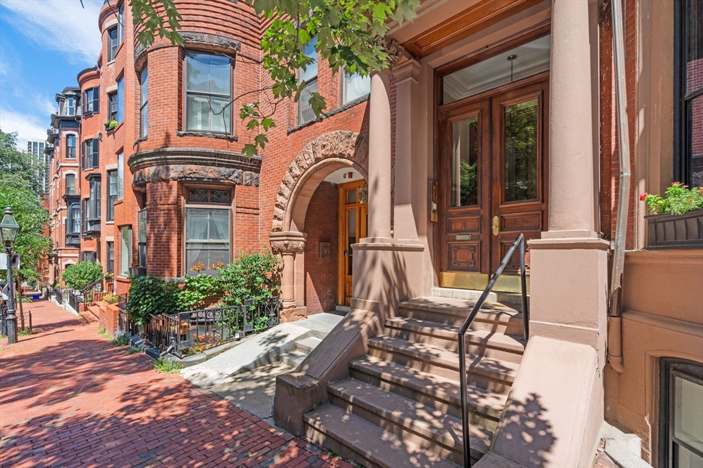 38 Hancock St # 6
