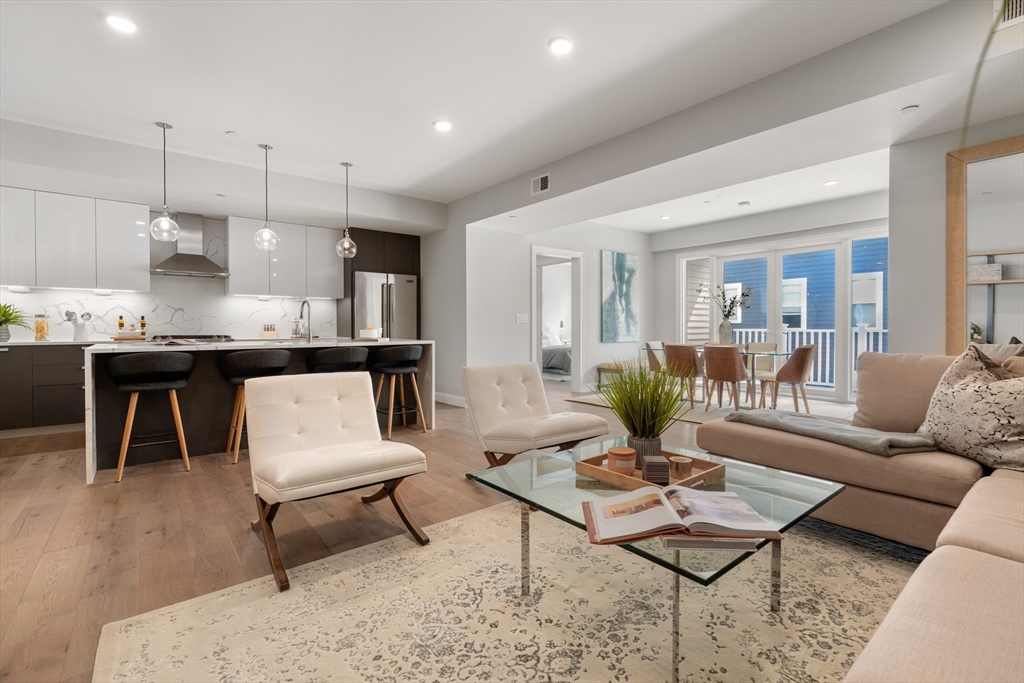 54 Pleasant Street # 4