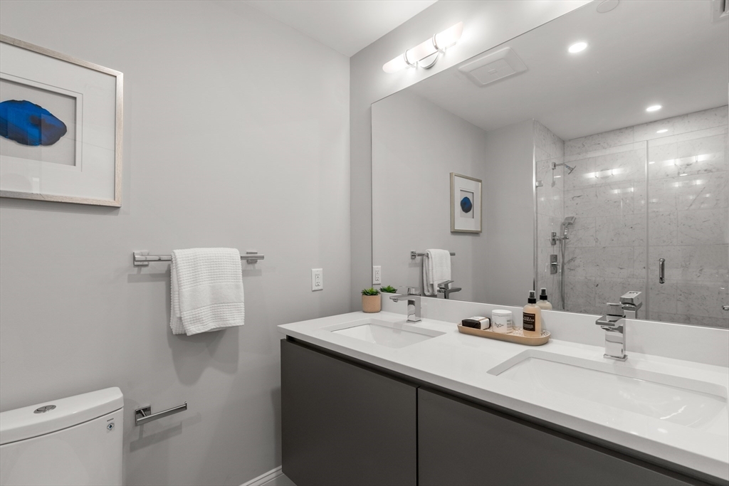 54 Pleasant Street # 4