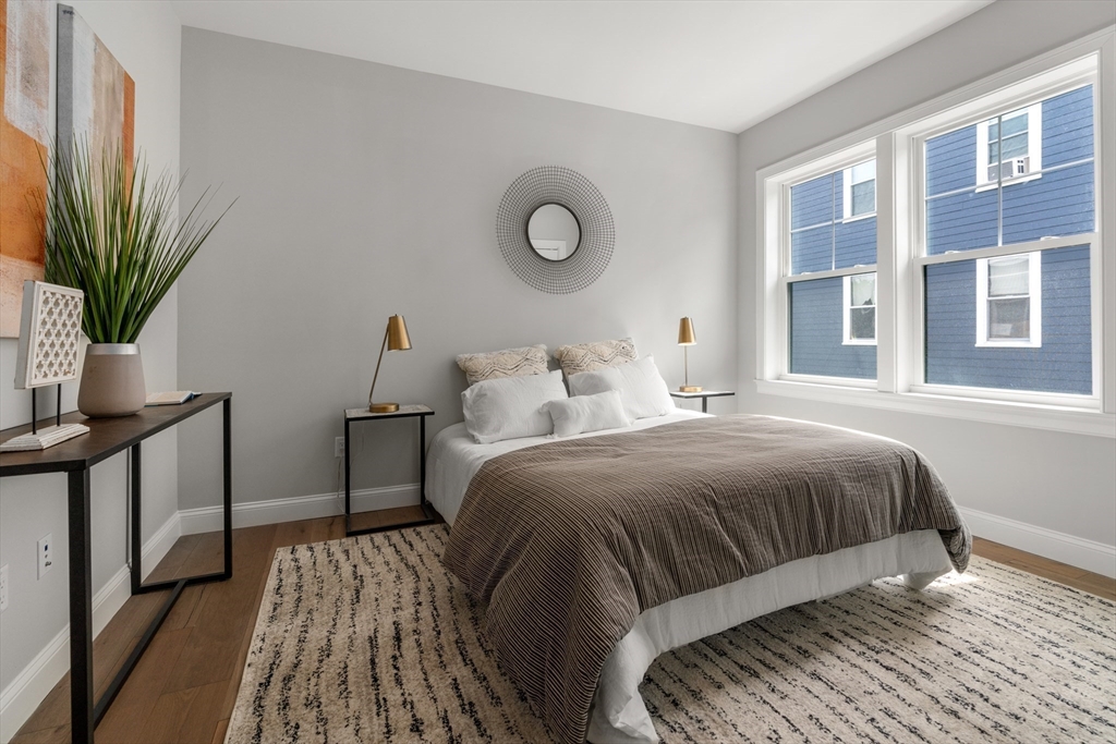 54 Pleasant Street # 4