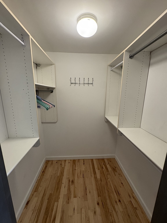 210 Lincoln St # 504