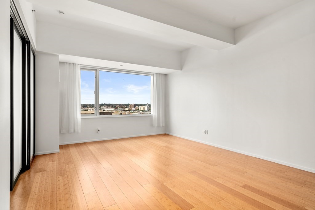 141 Dorchester Ave # 806