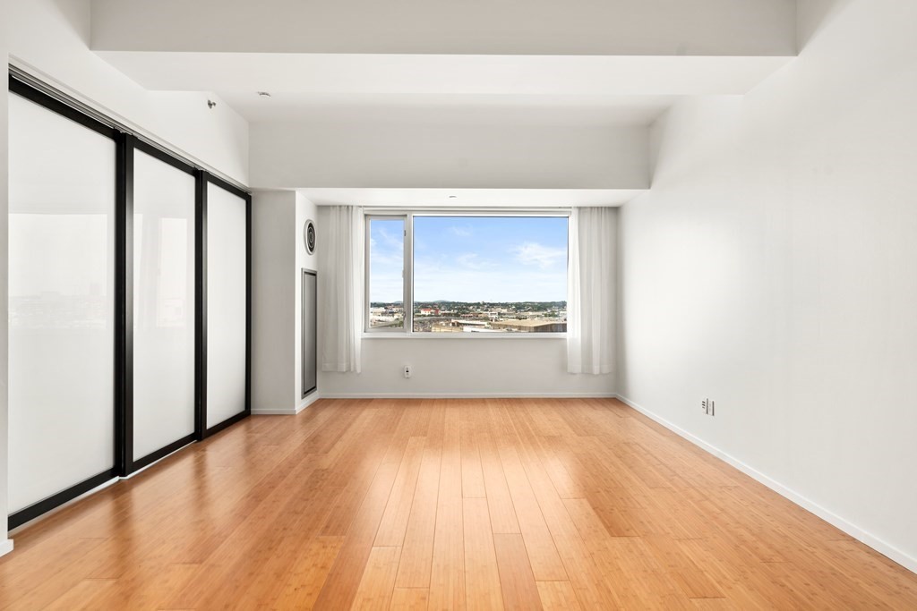 141 Dorchester Ave # 806