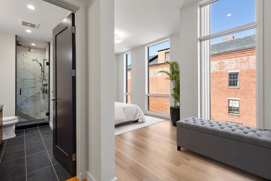 537 E 2nd St # 101, Boston Unit: 101