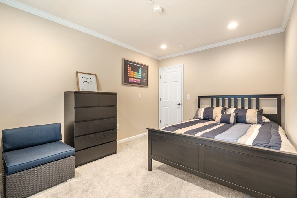 1 Elm St # 4, Boston Unit: 4