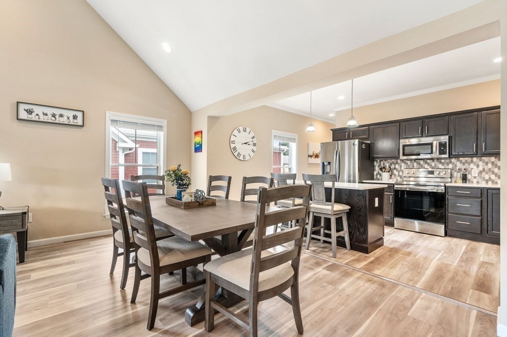 1 Elm St # 4, Boston Unit: 4