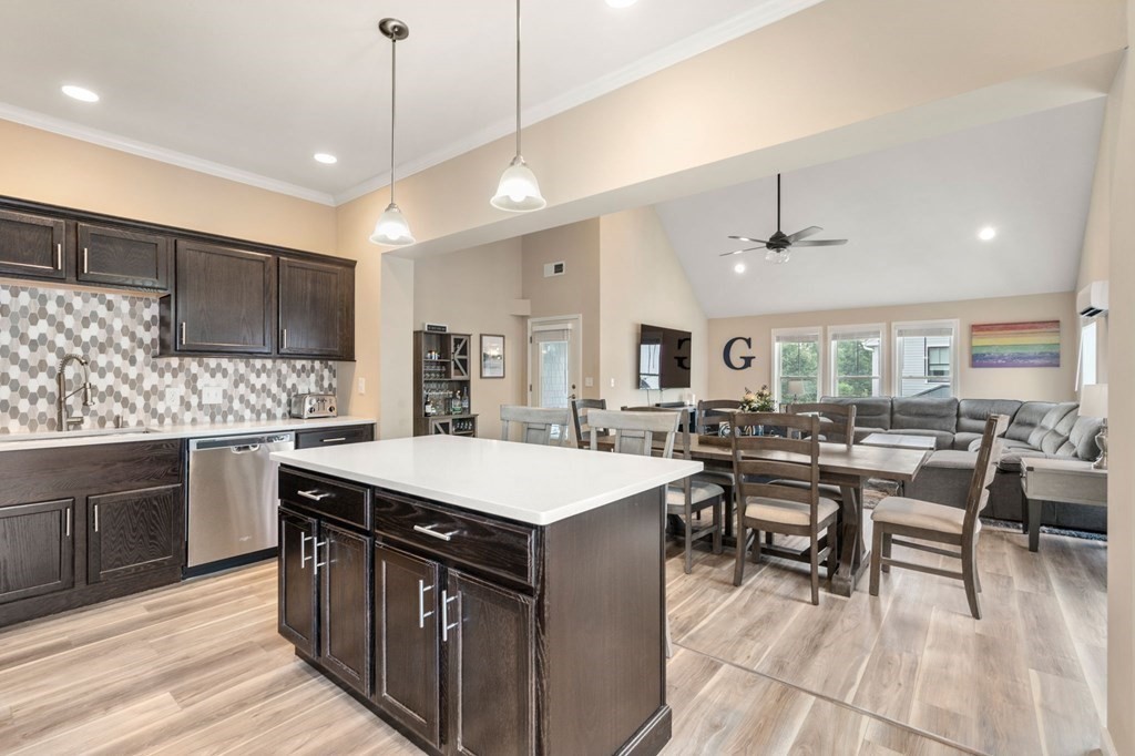 1 Elm St # 4, Boston Unit: 4