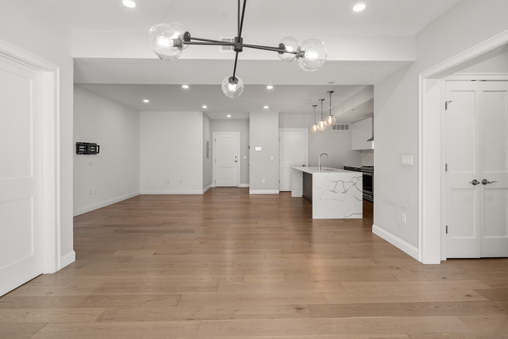54 Pleasant Street # 4