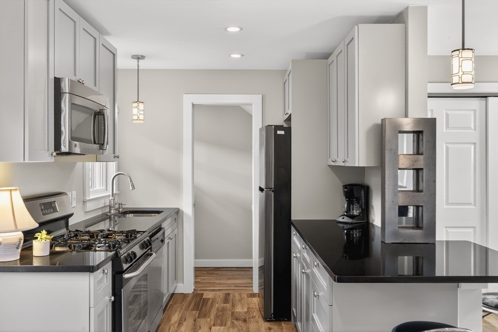16 Conwell Street Unit 3