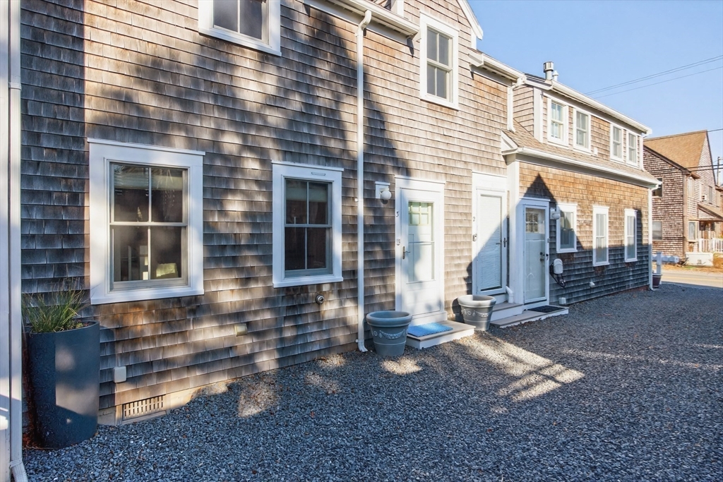 16 Conwell Street Unit 3