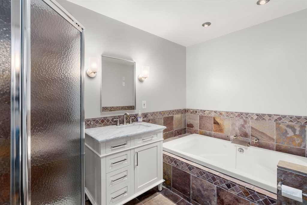 21 Oak Leaf Way # 21