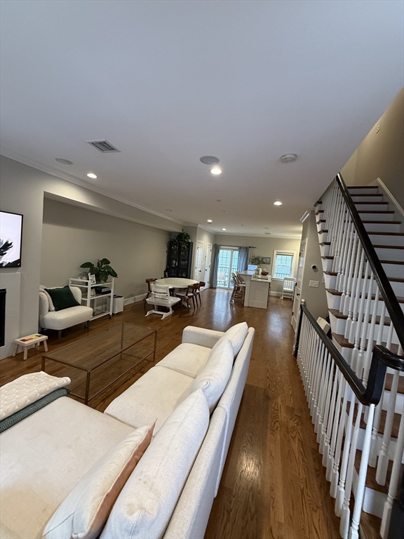 394 W Second St # 394