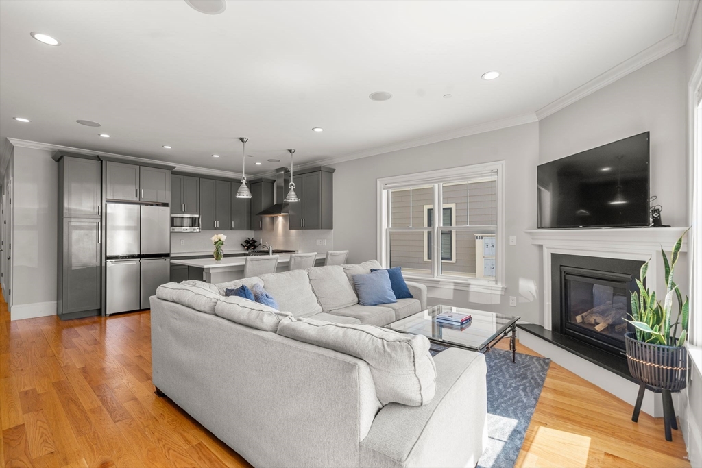 858 E 2nd Street # 2